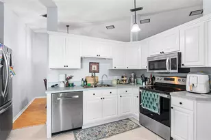 7604 Castle Bay Ct, Orlando, FL 32835 - Photo 6