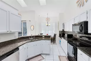 2646 Rolling Broak Dr, Orlando, FL 32837 - Photo 14