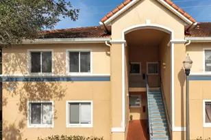 495 Las Cortes Ln, Orlando, FL 32824 - Photo 4