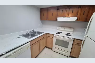 1904 Honour Road #15, Orlando, FL 32839 - Photo 4