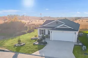 3848 Stephanie Wy, The Villages, FL 32163 - Photo 28