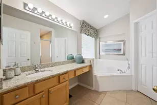 2686 Emerald Island Blvd, Kissimmee, FL 34747 - Photo 20