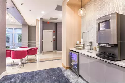 415 E Pine Street, Orlando, FL 32801 - Photo 22