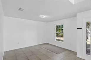 1906 Lakeview Ln, Kissimmee, FL 34759 - Photo 4