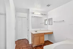 1906 Lakeview Ln, Kissimmee, FL 34759 - Photo 20