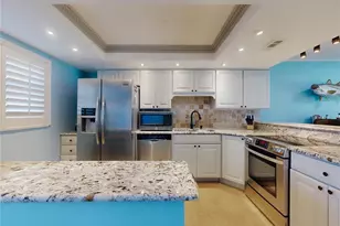 325 N Causeway, New Smyrna Beach, FL 32169 - Photo 8