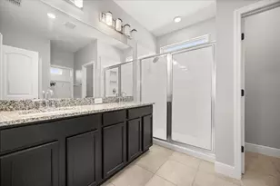 2135 Standing Rock Cir, Oakland, FL 34787 - Photo 16