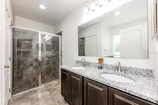 124 Maravilla Way, Groveland, FL 34736 - Photo 16