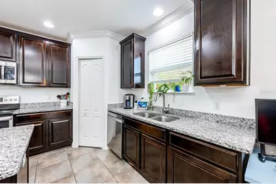 124 Maravilla Way, Groveland, FL 34736 - Photo 8