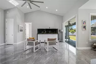 2502 Lake Front Dr, Lake Wales, FL 33898 - Photo 10