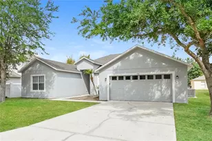 532 Bassett Dr, Kissimmee, FL 34758 - Photo 2