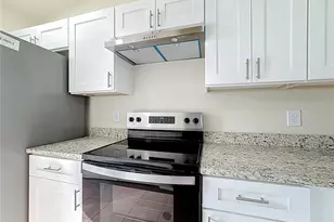 2914 Squire Oak Ct, Saint Cloud, FL 34769 - Photo 6