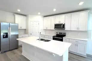 4526 Windy Oak Wy, Saint Cloud, FL 34772 - Photo 8