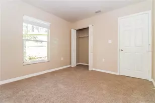 2045 14th St S, Saint Petersburg, FL 33705 - Photo 10