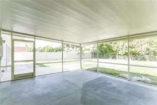 2035 Goldenrod St, Sarasota, FL 34239 - Photo 14