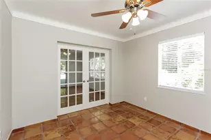 2035 Goldenrod St, Sarasota, FL 34239 - Photo 8