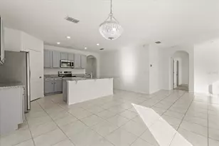 3805 Heartleaf Ln, Mount Dora, FL 32757 - Photo 4