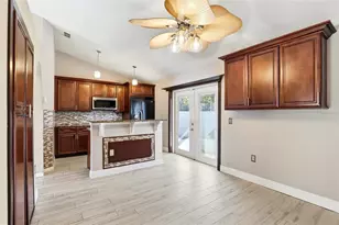 10517 Rocking A Run, Orlando, FL 32825 - Photo 4