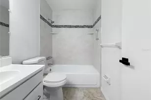 6130 Calendar Ct W, Lakeland, FL 33812 - Photo 12