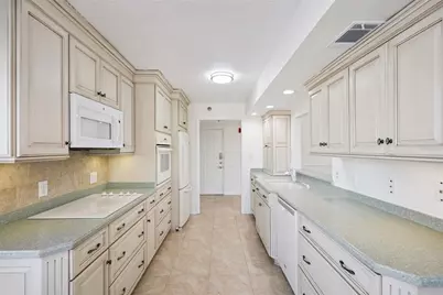 202 Quayside Circle #404, Maitland, FL 32751 - Photo 8