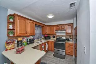 7520 Lois Marie Ct, Orlando, FL 32807 - Photo 12