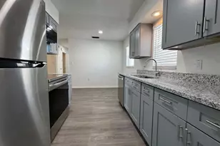 2210 Musselwhite Ave, Orlando, FL 32804 - Photo 10