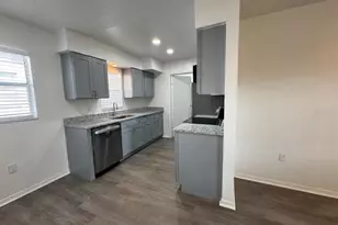 2210 Musselwhite Ave, Orlando, FL 32804 - Photo 6