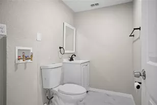 3004 N 45th St, Tampa, FL 33605 - Photo 12