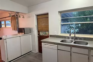 2428 Pershing Ave, Orlando, FL 32806 - Photo 6