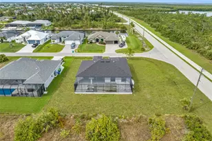 15401 Aqua Cir, Port Charlotte, FL 33981 - Photo 14