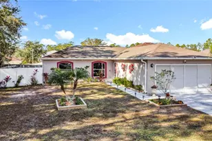 1414 Swan Ct, Poinciana, FL 34759 - Photo 2