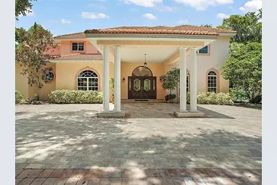 627 Yorktown Drive, Leesburg, FL 34748 - Photo 2