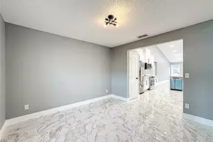 697 Winding Lake Dr, Clermont, FL 34711 - Photo 10