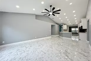 697 Winding Lake Dr, Clermont, FL 34711 - Photo 22