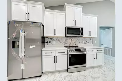 697 Winding Lake Drive, Clermont, FL 34711 - Photo 14