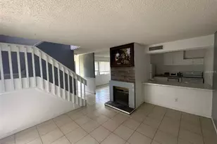 2340 Huntington Green Ct, Orlando, FL 32839 - Photo 2