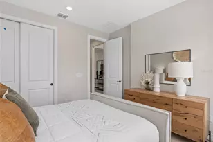 5624 Flame Vine Wy, Saint Cloud, FL 34771 - Photo 6