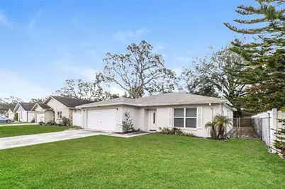 5015 E 111th Avenue, Tampa, FL 33617 - Photo 2