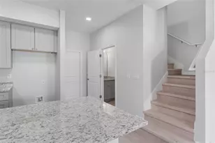 288 N Oak Ave, Sanford, FL 32771 - Photo 10