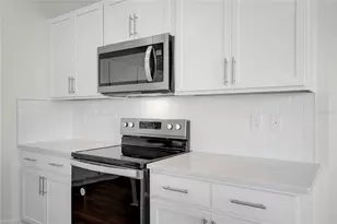 5239 Ligonberry St, Lakeland, FL 33811 - Photo 8