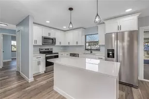 707 Maple Ave, Fruitland Park, FL 34731 - Photo 18