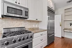 1119 Belleaire Cir, Orlando, FL 32804 - Photo 14