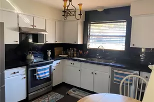 238 Lake Dr, Orlando, FL 32835 - Photo 14