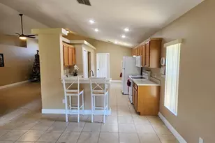 2734 Eagle Canyon Dr S, Kissimmee, FL 34746 - Photo 6