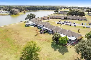 601 Club Cir, Lakeshore, FL 33854 - Photo 12