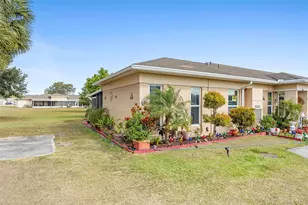 601 Club Cir, Lakeshore, FL 33854 - Photo 6