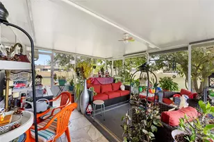 601 Club Cir, Lakeshore, FL 33854 - Photo 40