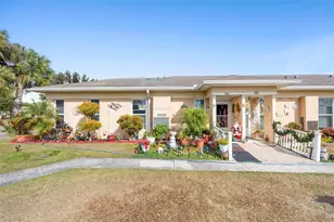 601 Club Cir, Lakeshore, FL 33854 - Photo 4
