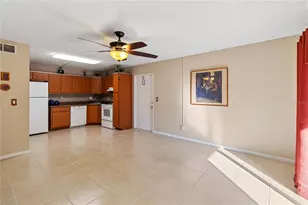 8205 Sun Spring Cir, Orlando, FL 32825 - Photo 4