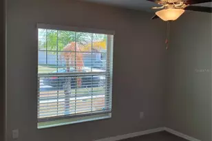 5687 Keaton Springs Dr, Lakeland, FL 33811 - Photo 6